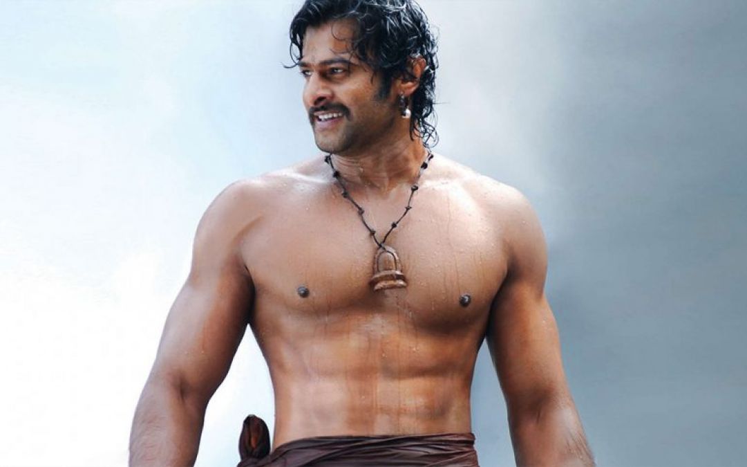 Bahubali fame Prabhas was madly in love with this actress, know who is lucky girl?