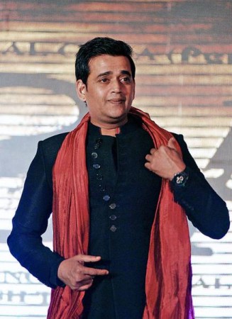 This actress came in support of Ravi Kishan
