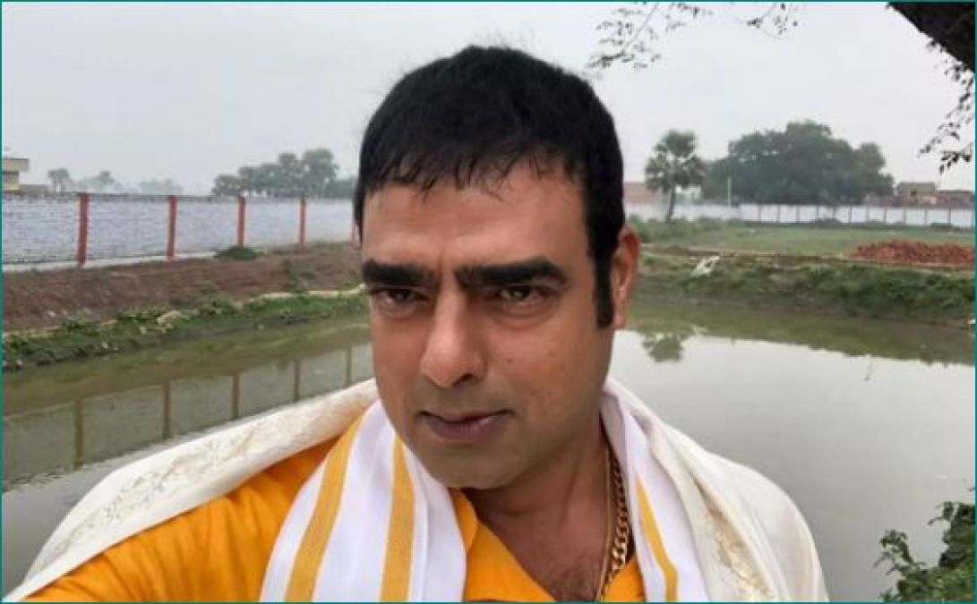Abhimanyu Singh is a famous villain, making splash in the South Industry