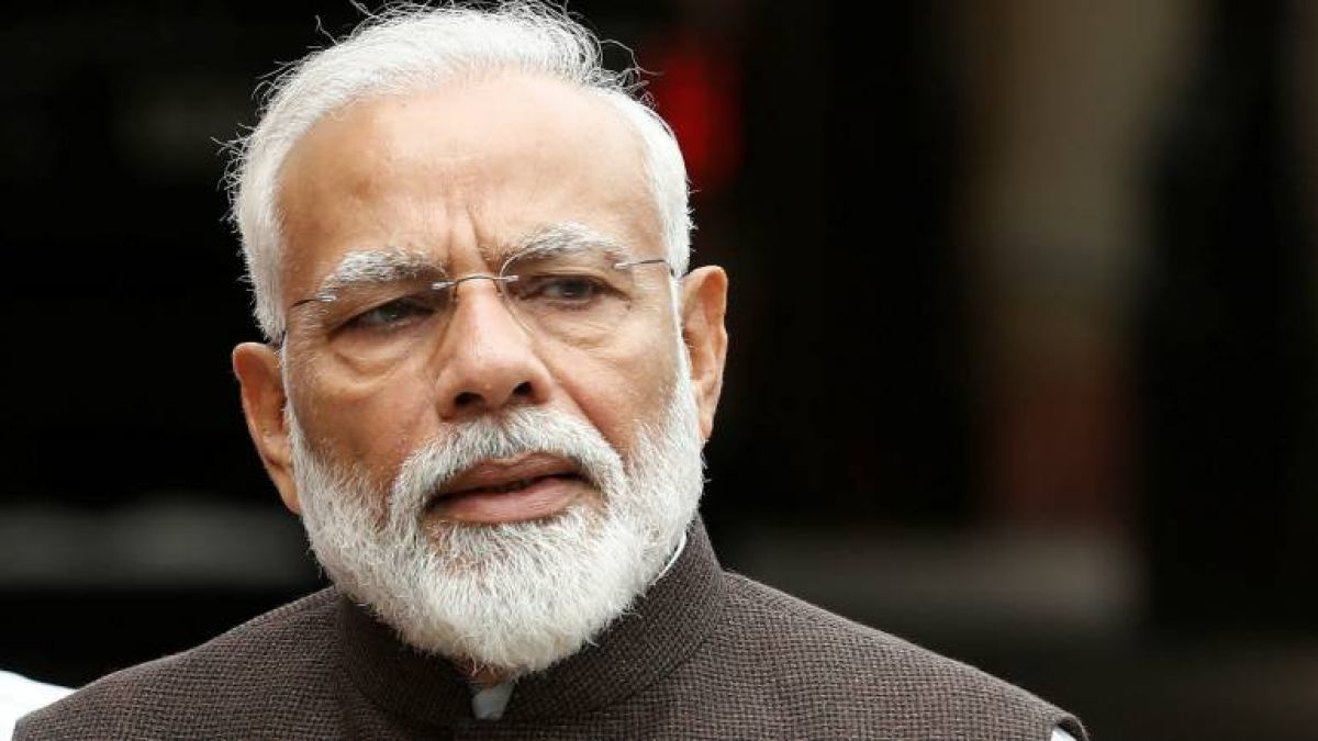 PM Modi started following this Bhojpuri actor on Twitter, You will be shocked to know