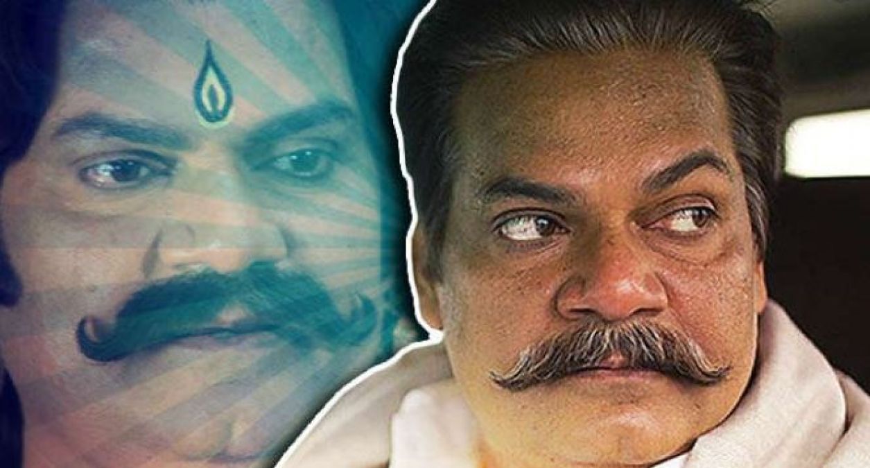 Akhilendra Mishra was in trouble due to Kroor Singh's getup