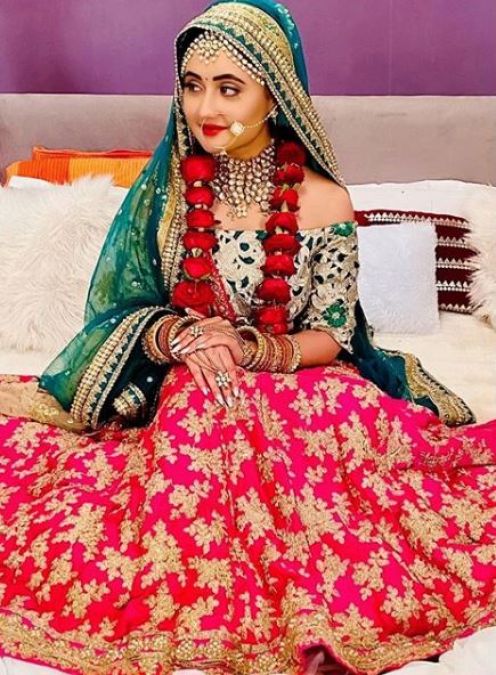 Rashmi Desai shares old picture of brother's wedding