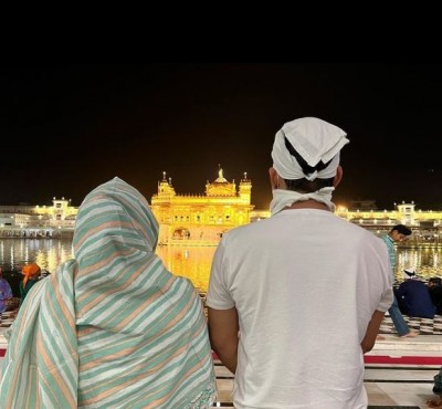 This famous star went to Golden Temple, shared these stunning pictures