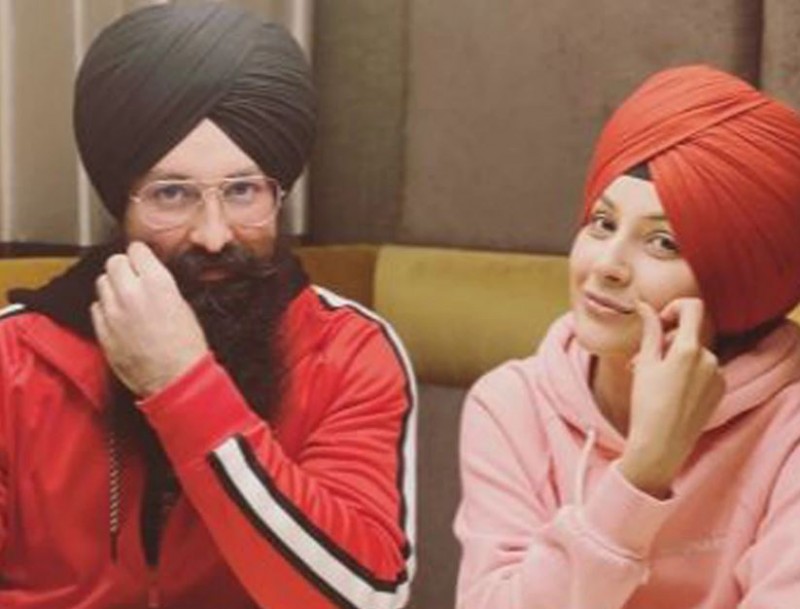 Punjab's Katrina Kaif ties turban, fans said cute Sardarji