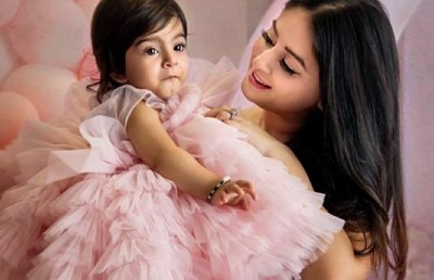 Mahhi Vij weeps after separating from her daughter, watch video