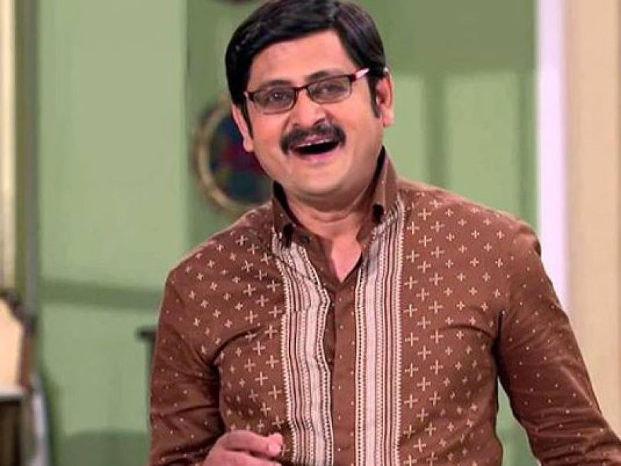 'Bhabhi Ji Ghar Par Hai' actor helping wife in household chores