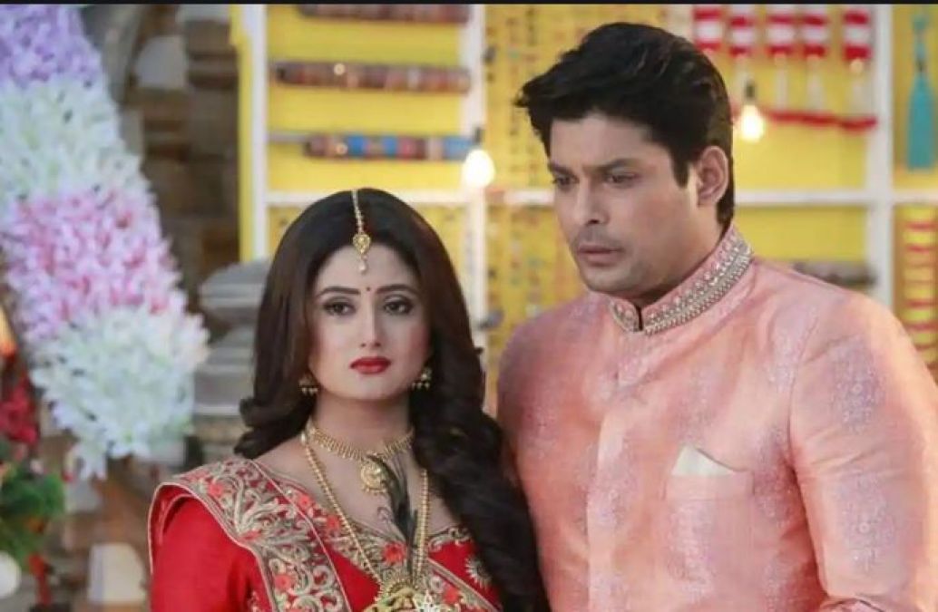 Siddharth Shukla can be seen on Rashmi Desai's chat show