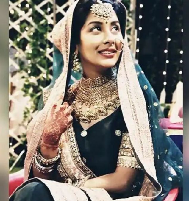 Simran Khanna's bridal look went viral amid reports of divorce