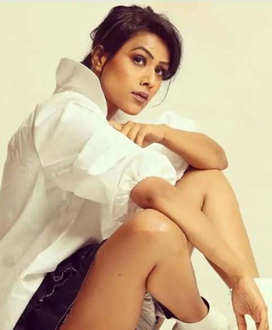 Oversized shirt photoshoot of these TV actresses will win your heart, see pictures here