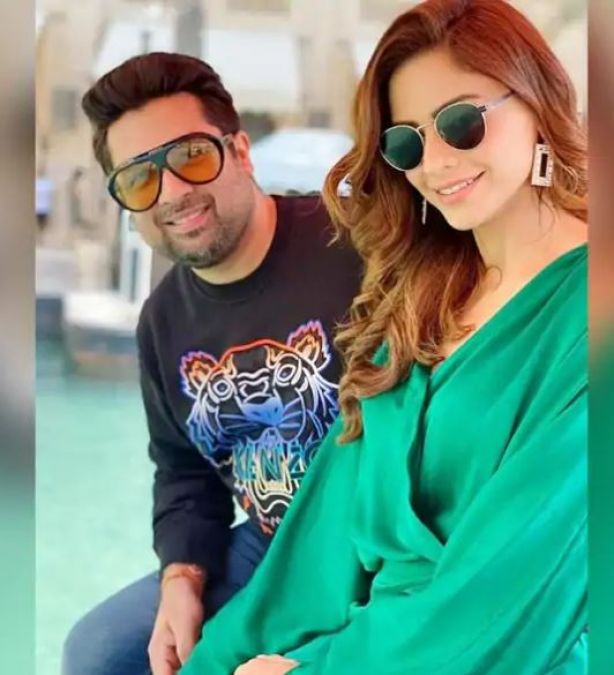 Aamna Sharif gave this special gift on her husband's birthday
