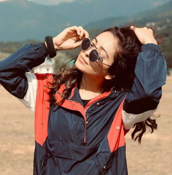 Asha Negi shared this post after breakup