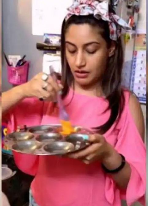 Surabhi Chandna  is obsessed with Hairband