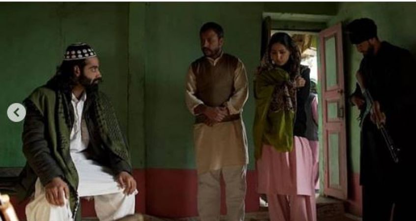 हिना खान ने शेयर किए अपनी पहली फिल्म  के लुक्स