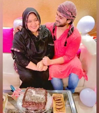 Shoaib Ibrahim celebrated his mother's birthday, Deepika also helped