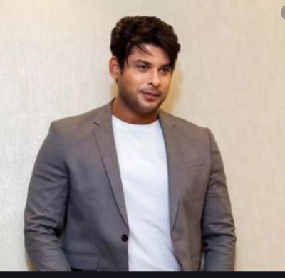Siddharth Shukla-John Abraham compete over size of biceps