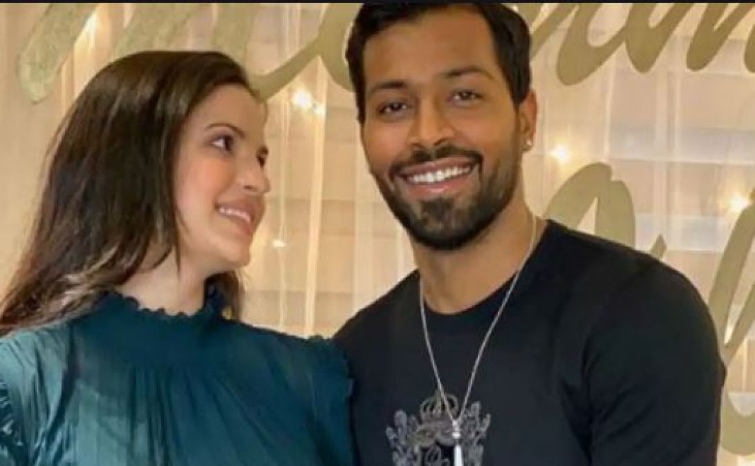 Ex-boyfriend Aly Goni wishes Natasha on becoming mother