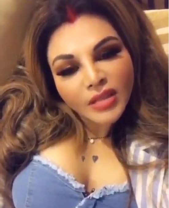 Rakhi Sawant wore vermilion in hairline and Mangal Sutra in the neck, shared the video!