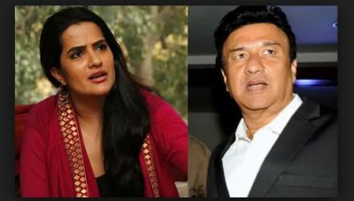Sona Mohapatra gets provoked by the news of Anu's return to TV!