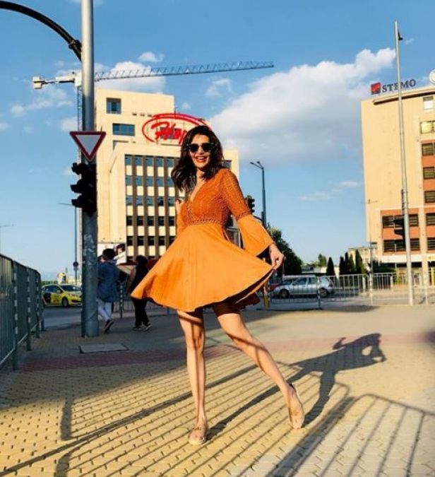Karisma Tanna shows her bold style in Bulgaria!