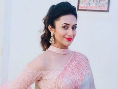 Divyanka Tripathi used to run the gun, now is famous, these artists have also done some of these things!