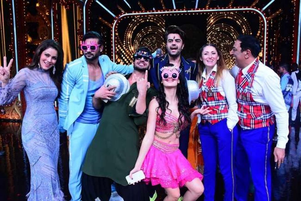 Nach Baliye 9 celebrates Manish Paul's birthday on the set, photos came to the fore1