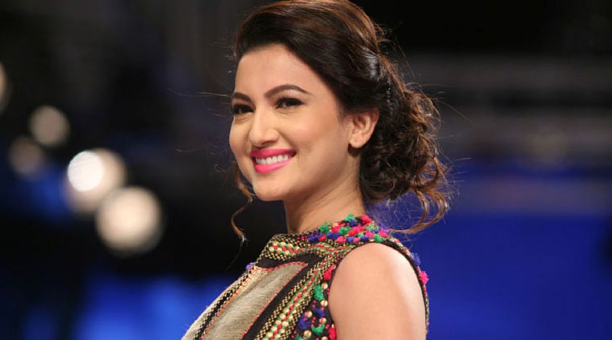 Gauhar Khan, speaking on article 370, said: 'Children are crying...'