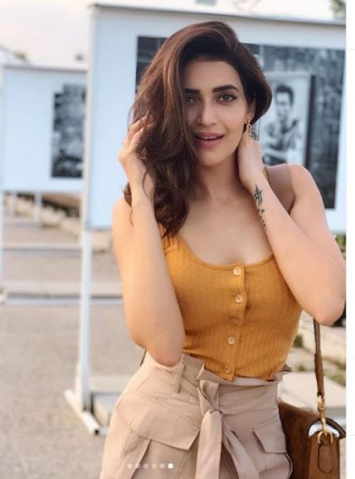 Karishma Tanna Clicked Photos with Shivin Narang giving a Fierce Pose!