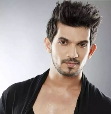 Arjun Bijlani got injured during vacation with family in Goa