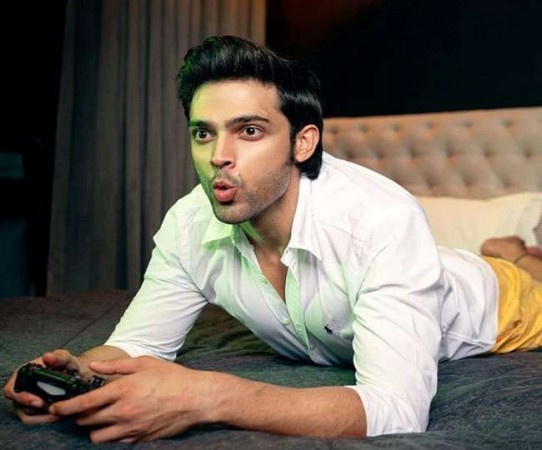 Parth Samthan's fan shared throwback video shows the actor singing devotional songs