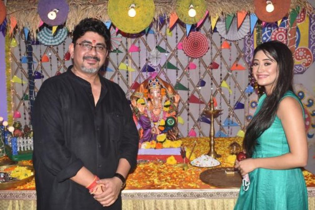 Pictures of Ganeshotsav from Yeh Rishta's set goes viral