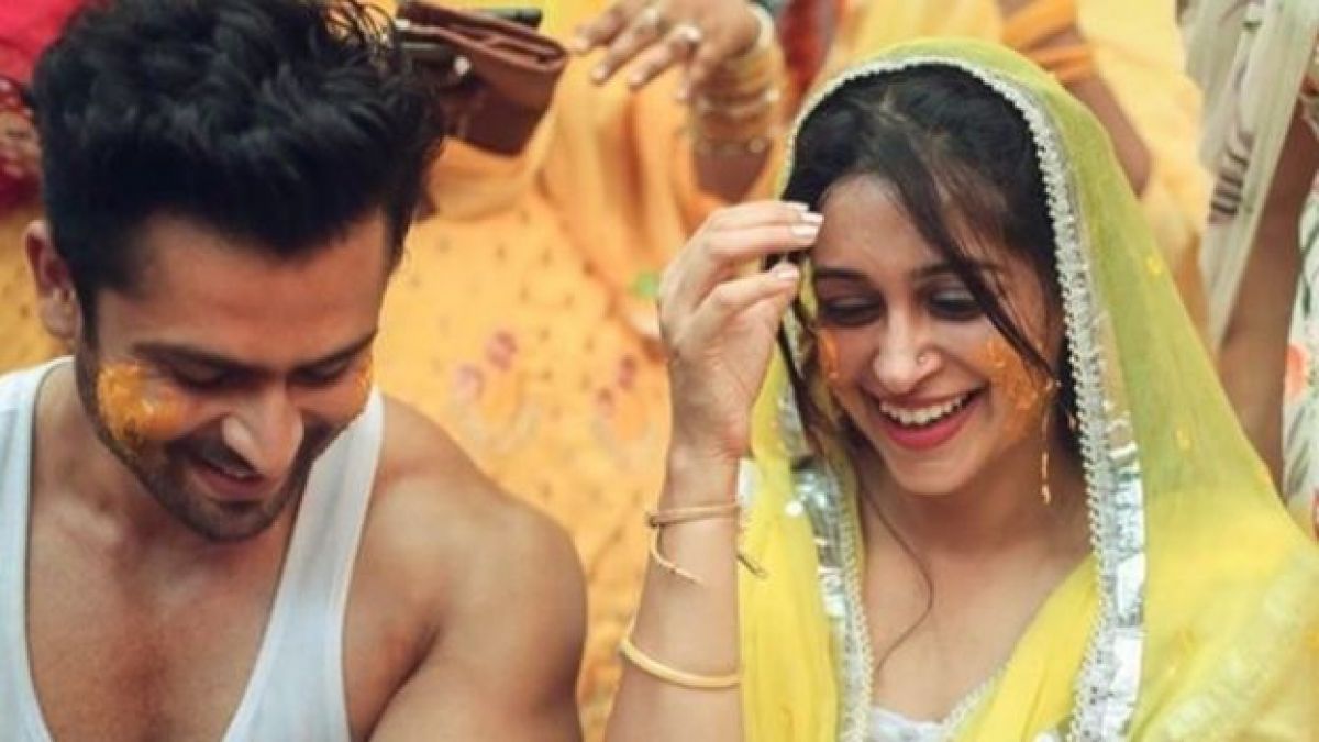 TV Actress 'Deepika Kakkar' was seen doing this during the rainy season!