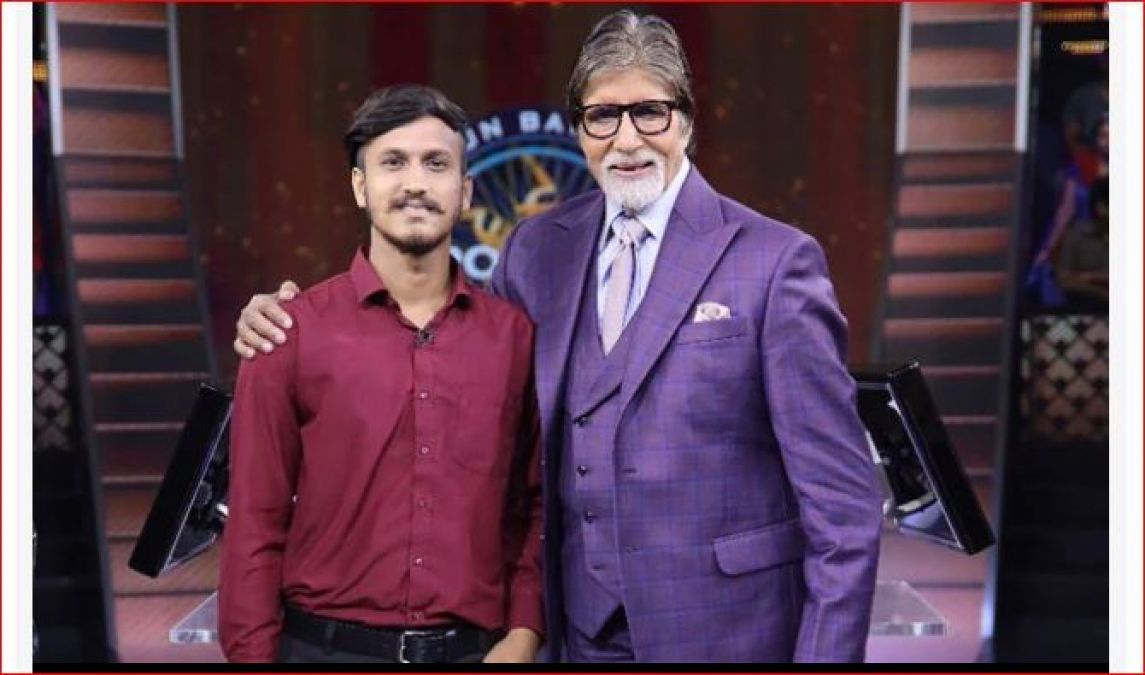 That's why Big B combed the hairs of contestant Nitin Kumar with his hands