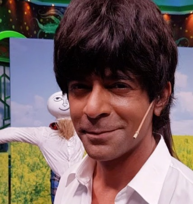 Sunil Grover tuns Shah Rukh Khan to make you go ROFL