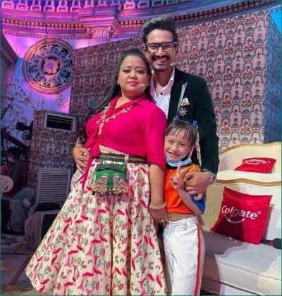 VIDEO: Paparazzi asks Bharti, 'When we'll become Mama,' you will laugh at her reply