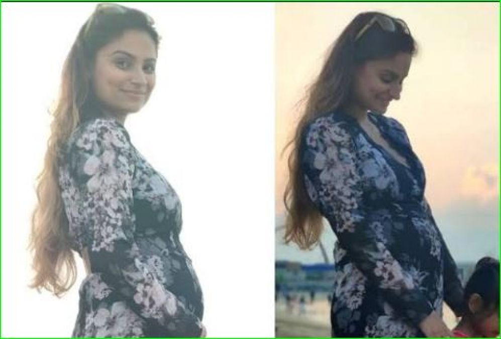 Dimpy Ganguly flaunts her baby bump on Instagram, see pics