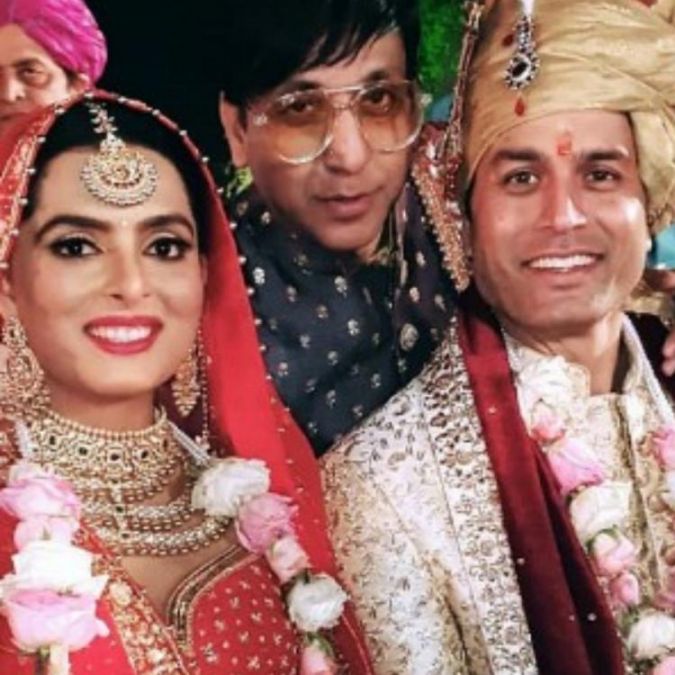 These two stars married after 12 years with Marwari customs