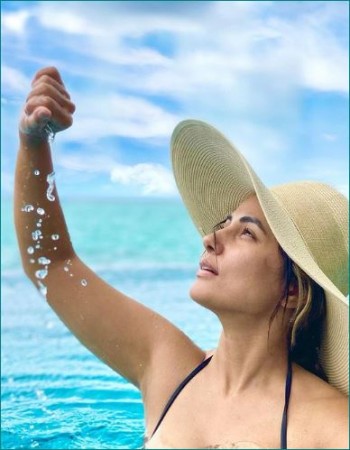 Hina Khan's Maldives photos will give you vacation goal, check out pictures here