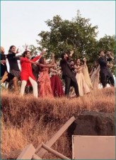 ''Naagin 5' stars dances on Punjabi songs, video goes viral