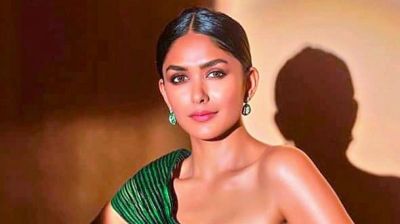 Wearing bikini in cold, fans obsessed with Mrunal Thakur's slaying beauty