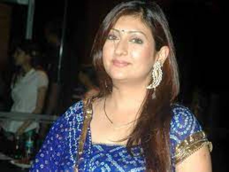 Juhi Parmar did not recognize her face at one time, due to this disease