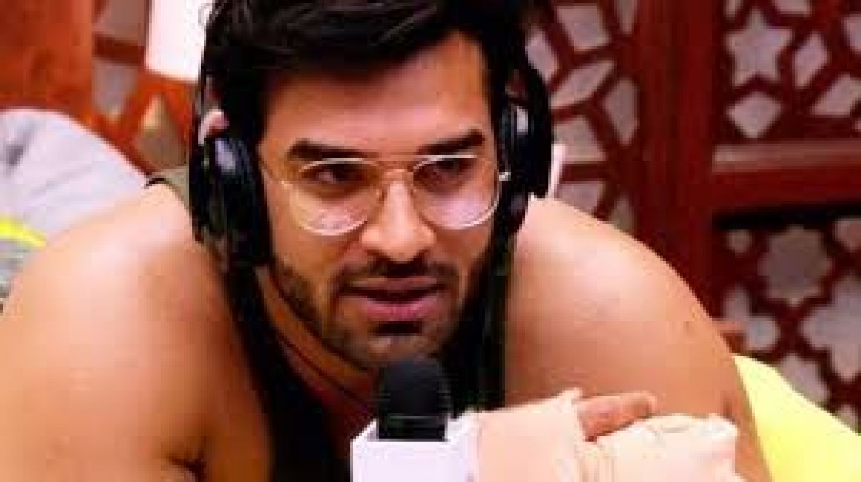 Bigg Boss 13: Paras Chhabra returns to Bigg Boss house