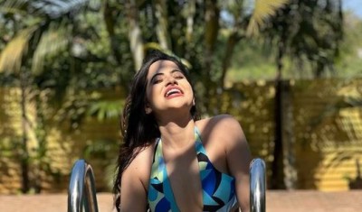 Urfi Javed shares pics in monokini, sees photos