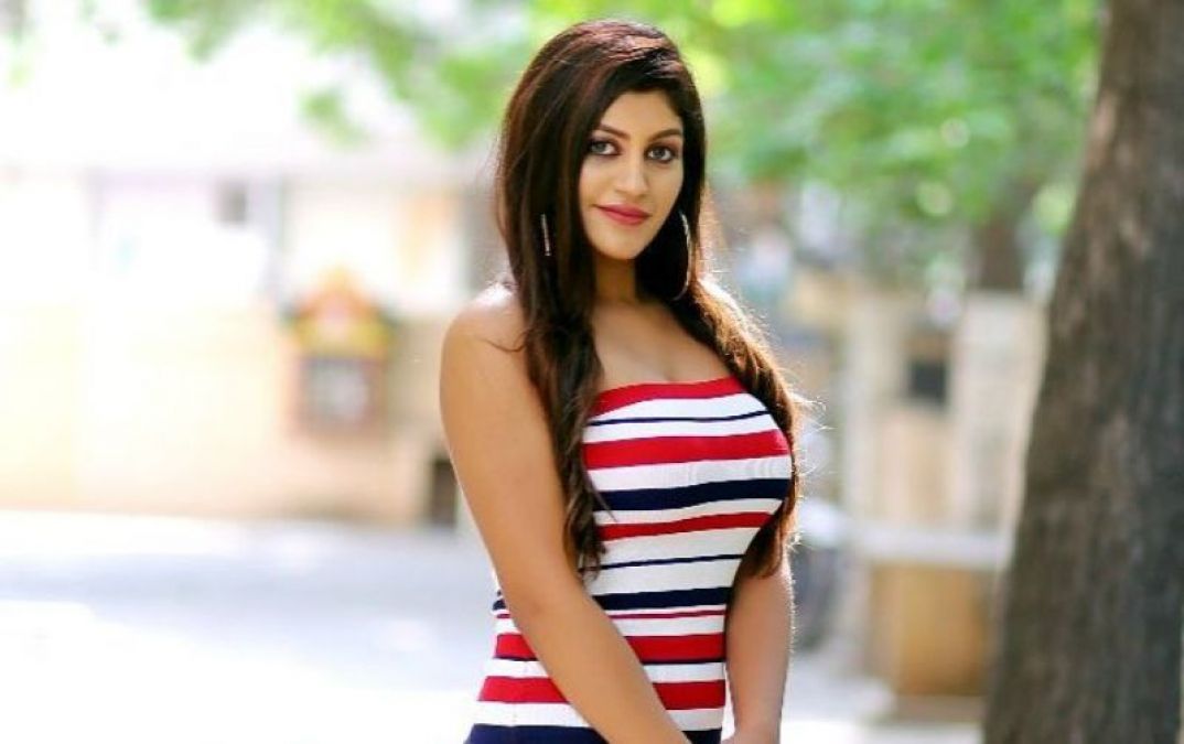 Yashika's hot photos set the internet on fire, fans praised her stylish look