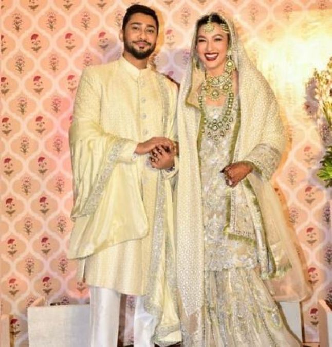 Gauahar-Zaid wedding update: Gauahar blushes as Zaid took her hand