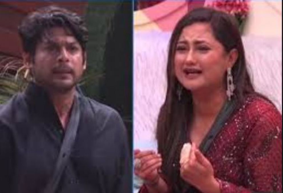 BB13: Rashmi Desai follows Siddharth Shukla on Twitter