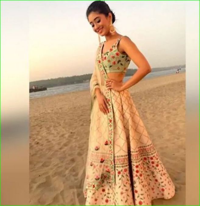 Naira looks beautiful in lehenga, actress has tremendous collection