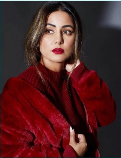 Hina Khan's glamorous photoshoot will make you crazy