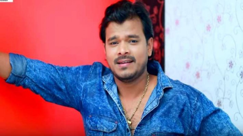 This Holi song of Bhojpuri singer Pramod Premi Yadav is getting hit