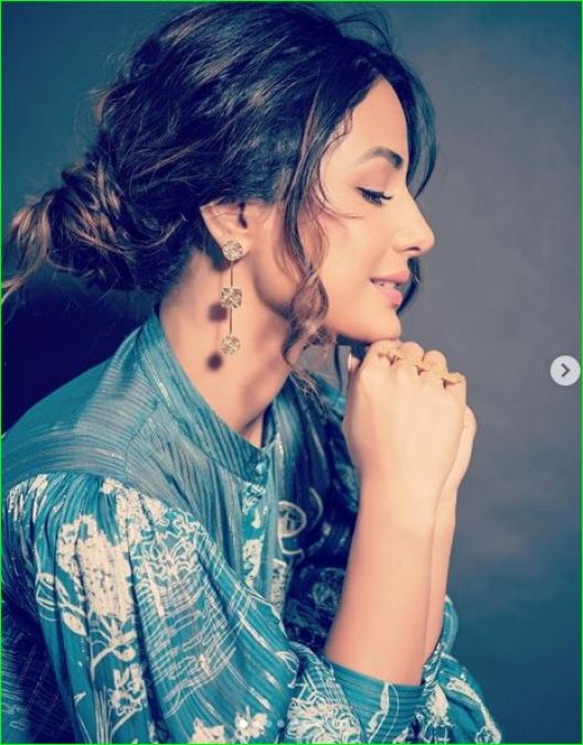Hina Khan looks happy after the release of Hacked, gets new photo shoot done