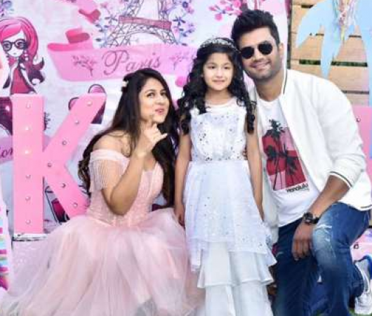 Sharad Kelkar gives party on his daughter's birthday, these stars arrived